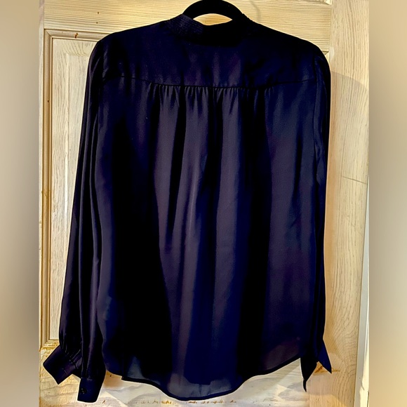 L’Agence Bianca Band Collar Silk Blouse in Navy Blue.   Women’s Small - Picture 5 of 8